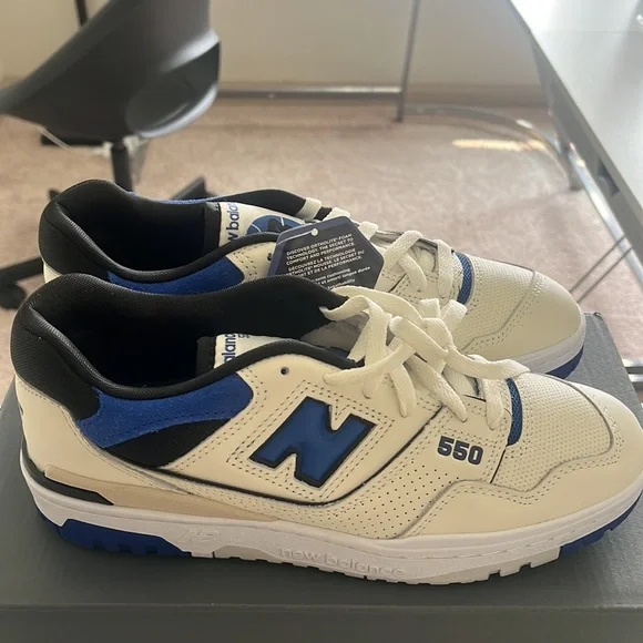 NEW BALANCE 550 size 8 mens nwt never worn💙💙💙 - Picture 3 of 6